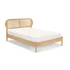 Cama Europea Reema – Roble Natural y Mimbre