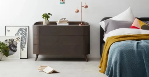 Cómoda Ancha Ada – Roble Oscuro