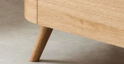 Cómoda con 5 Cajones Ada – Roble