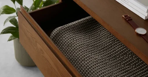 Cómoda Ledger – Fresno Oscuro