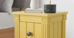 Juego de 2 Mesitas de Noche Vintage Bourbon – Amarillo Mostaza