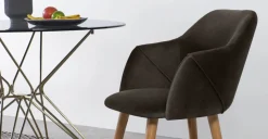 Juego de 2 sillas carver de comedor Lule – Terciopelo gris nutria y roble