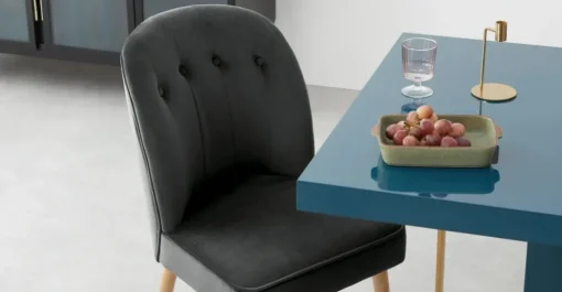 Juego de 2 sillas de comedor Margot – Terciopelo gris medianoche y madera clara