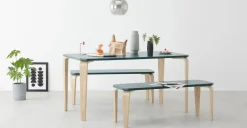 Juego de Comedor de Bancos Alma – Azul Cerceta y Fresno