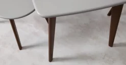 Mesa de Comedor Cuadrada Fjord – Roble Oscuro y Gris