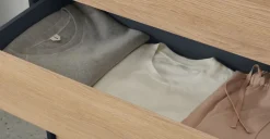 Mesa de noche Stu – Efecto roble y azul océano