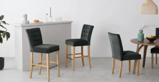 Taburete de bar Flynn – Terciopelo gris medianoche y abedul