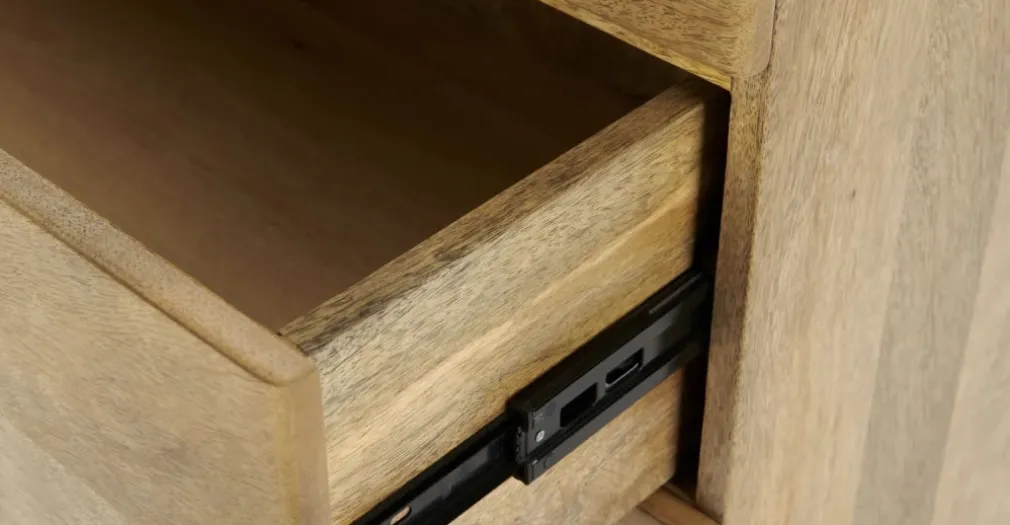 Cómoda Lucien – Mango Clara