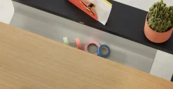 Escritorio Blaise – Roble y negro