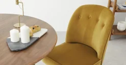 Juego de 2 sillas de comedor Margot – Terciopelo dorado vintage y madera clara