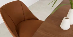 Juego de 2 sillas de comedor Lule – Terciopelo naranja y nogal