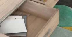 Mesa de Centro Mila – Pino y metal