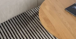 Mesa de Centro Redonda Range – Roble macizo y Metal