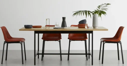 Mesa de Comedor Aphra – Madera de Mango Clara y Negro