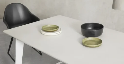 Mesa de Comedor Boone – Hormigón Blanco