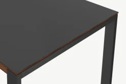 Mesa de Comedor Corinna – Nogal y Negro