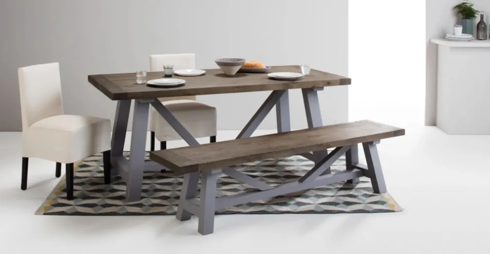 Mesa de Comedor Iona – Madera de Pino y Gris Guijarro