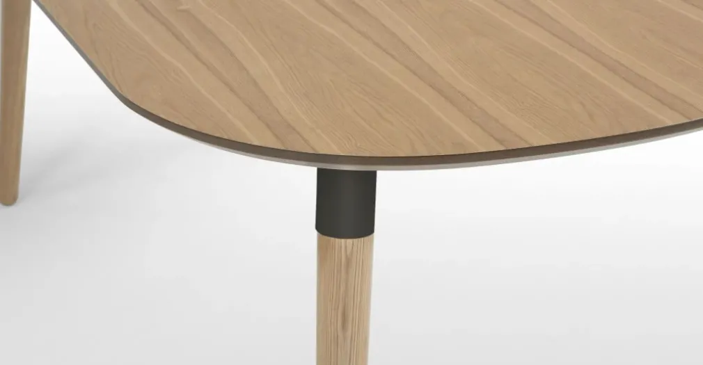 Mesa de Comedor Ovalada Edelweiss – Nogal Claro y Negro